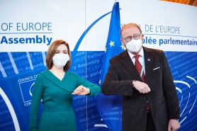 FOTO // Maia Sandu a avut o discuție fructuoasă cu Hendrik Daems, Președintele APCE. Ce subiecte au abordat oficialii